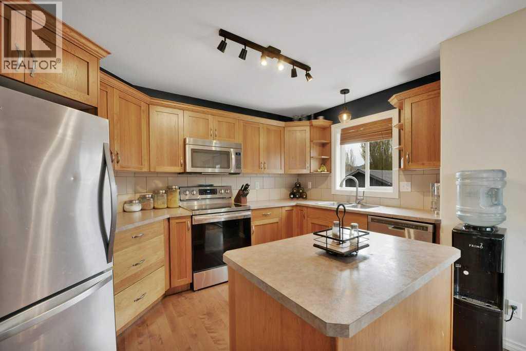Photo 9 of 81 Terrace Heights Drive, Lacombe AB