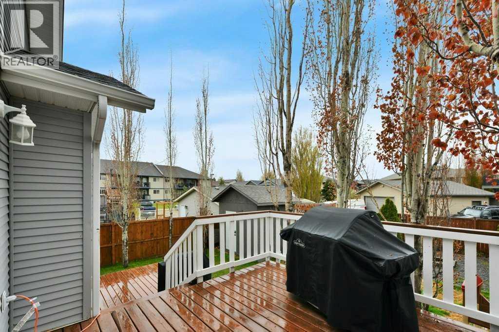 Photo 33 of 81 Terrace Heights Drive, Lacombe AB