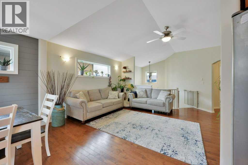 Photo 7 of 81 Terrace Heights Drive, Lacombe AB