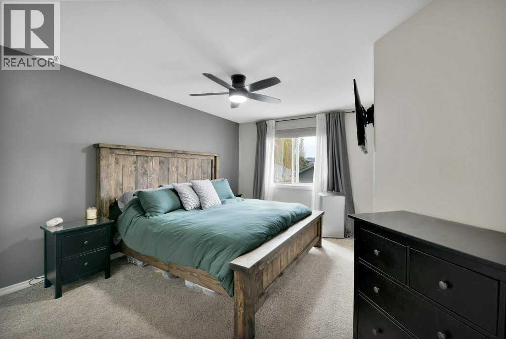 Photo 14 of 81 Terrace Heights Drive, Lacombe AB