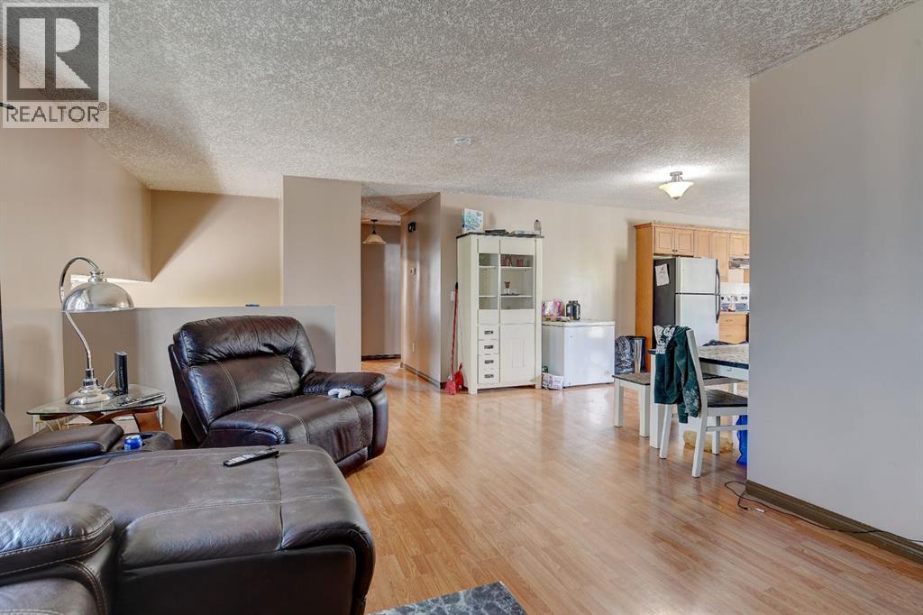 Photo 5 of A B 9273 94 Avenue, Grande Prairie AB