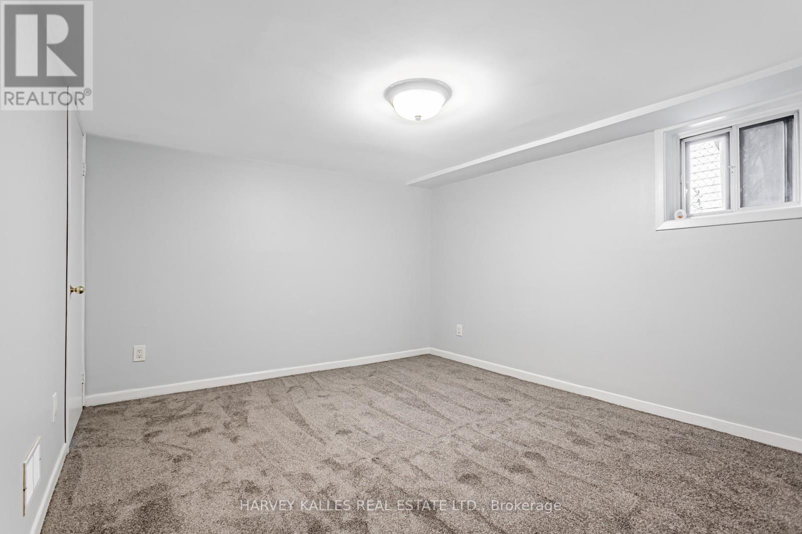 Photo 23 of 343 Greenwood Avenue, Toronto ON