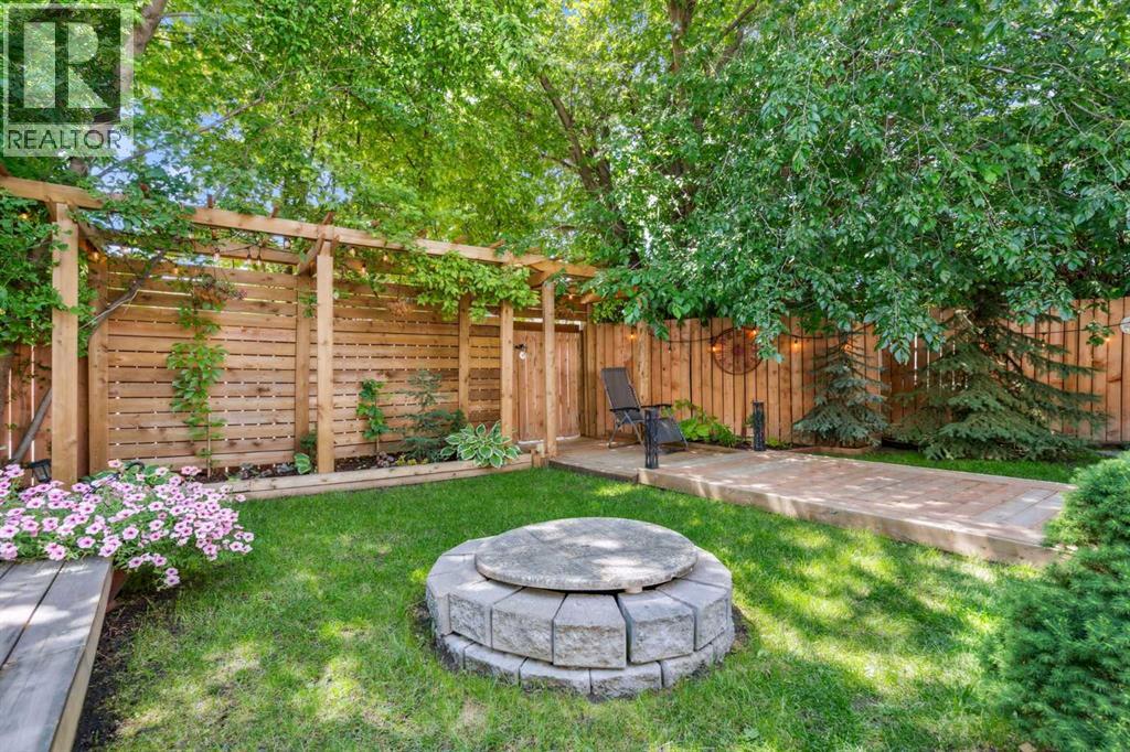 Photo 36 of 343 Canterbury Drive Sw, Calgary AB