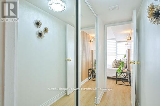 Photo 19 of 713 35 Trailwood Drive, Mississauga ON