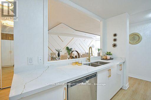 Photo 16 of 713 35 Trailwood Drive, Mississauga ON