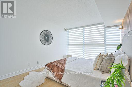 Photo 21 of 713 35 Trailwood Drive, Mississauga ON