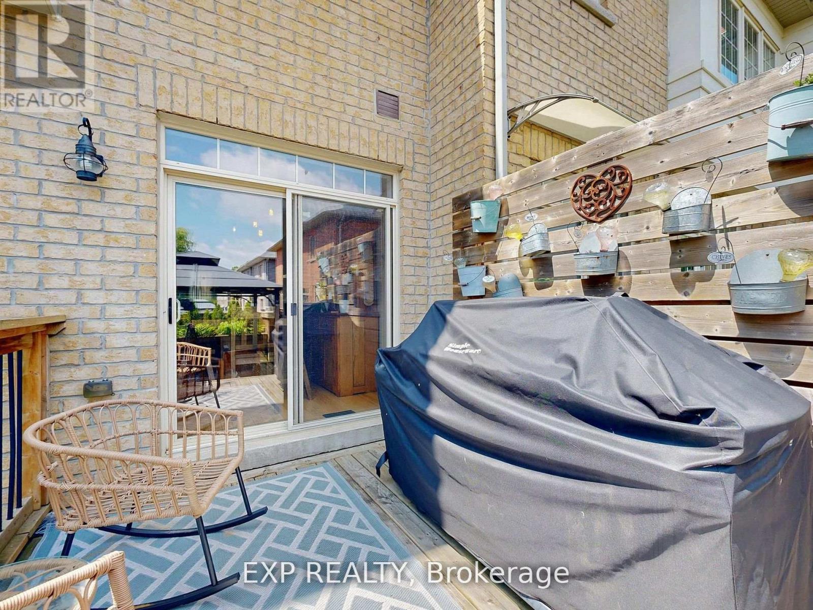 Photo 48 of 9 Samba Street, Richmond Hill ON