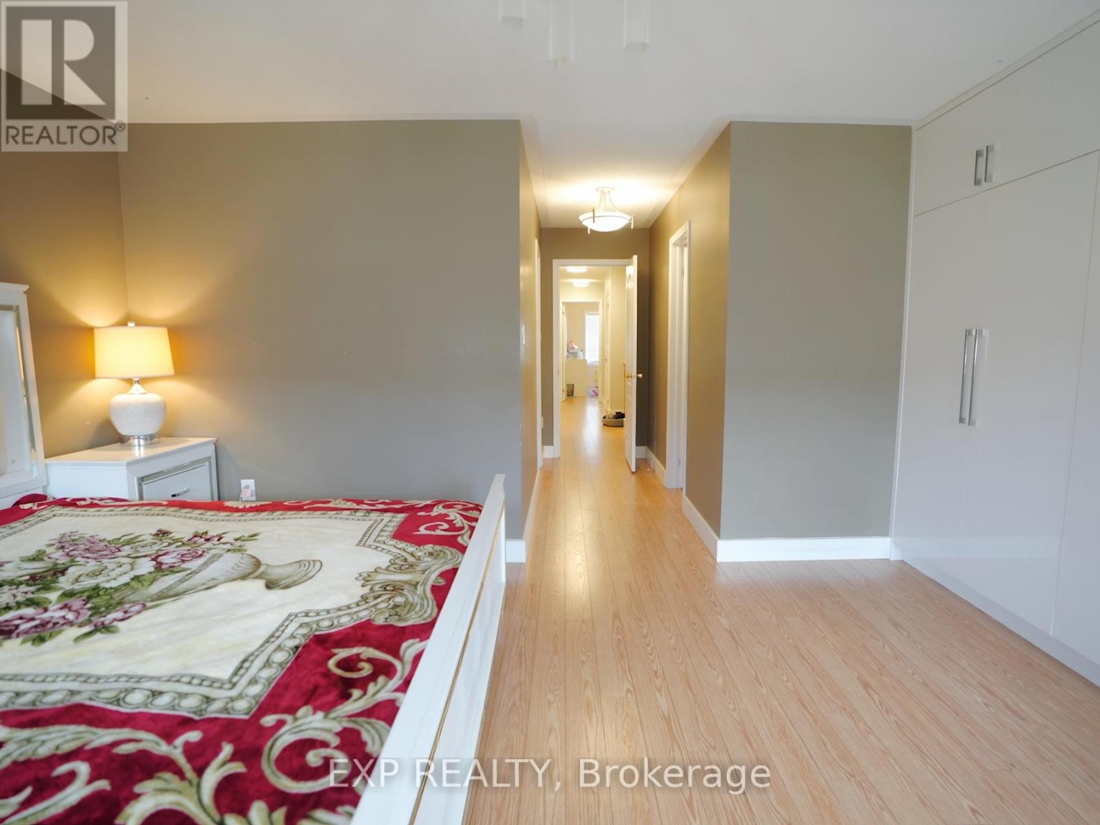 Photo 16 of 16 Coranto Way, Vaughan ON