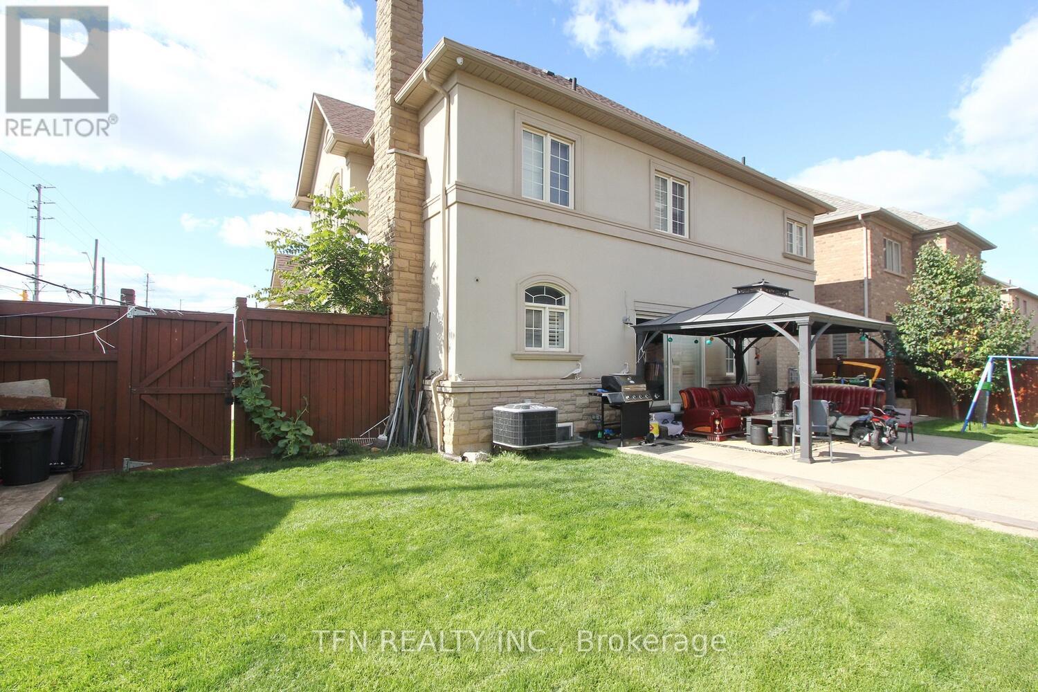 Photo 50 of 1 Beacon Hill Drive, Brampton ON