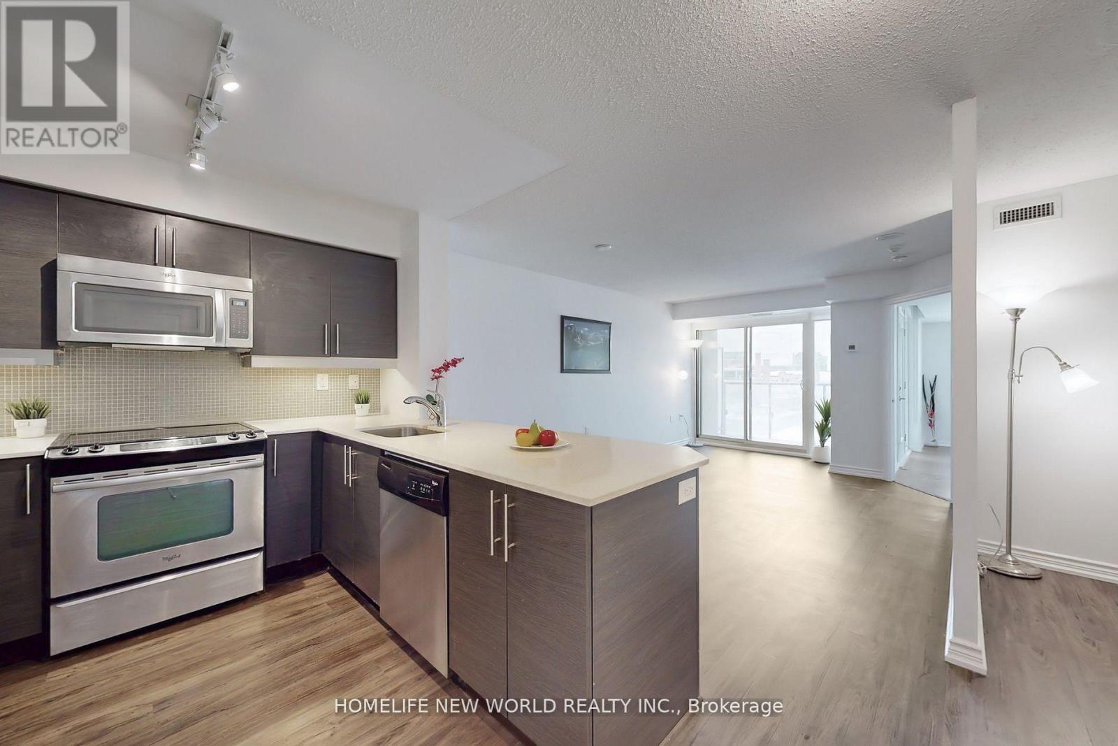 Photo 11 of 714 125 Western Battery Road, Toronto ON