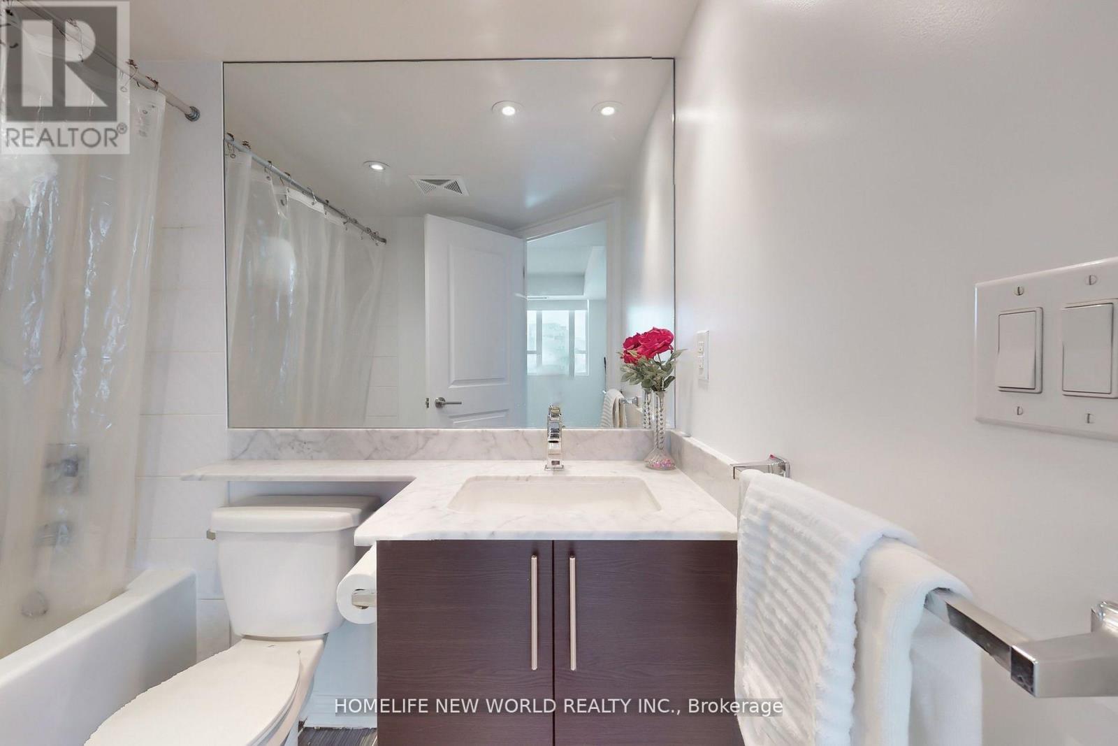 Photo 20 of 714 125 Western Battery Road, Toronto ON