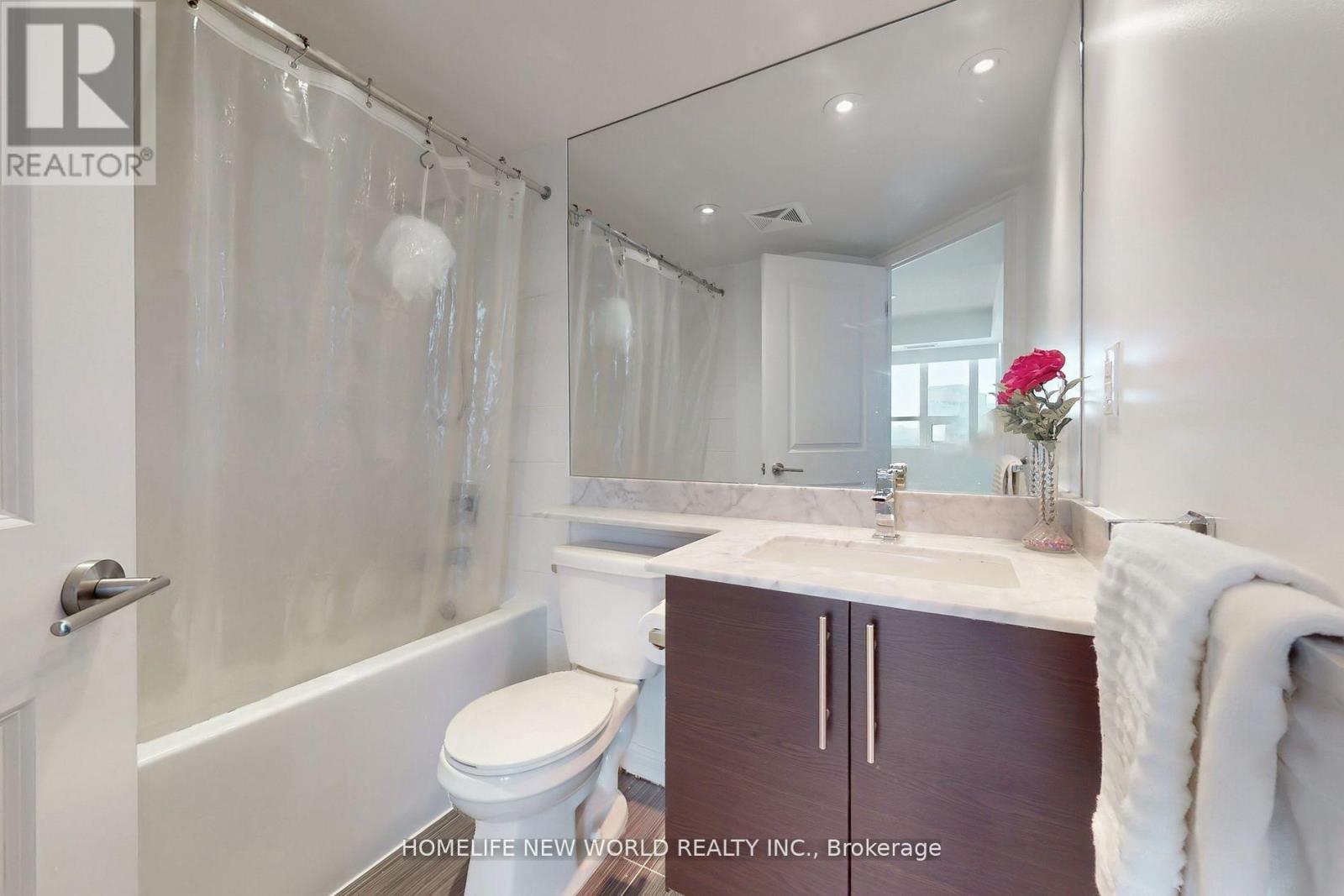 Photo 23 of 714 125 Western Battery Road, Toronto ON