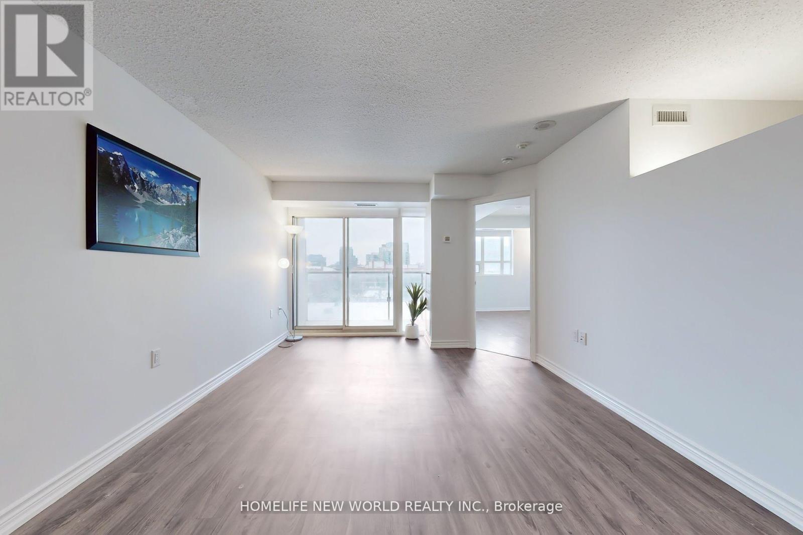 Photo 9 of 714 125 Western Battery Road, Toronto ON