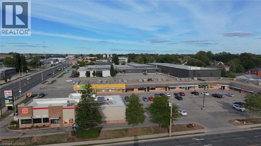 Photo 1 of 809 Victoria Street N Unit 4 B, Kitchener ON