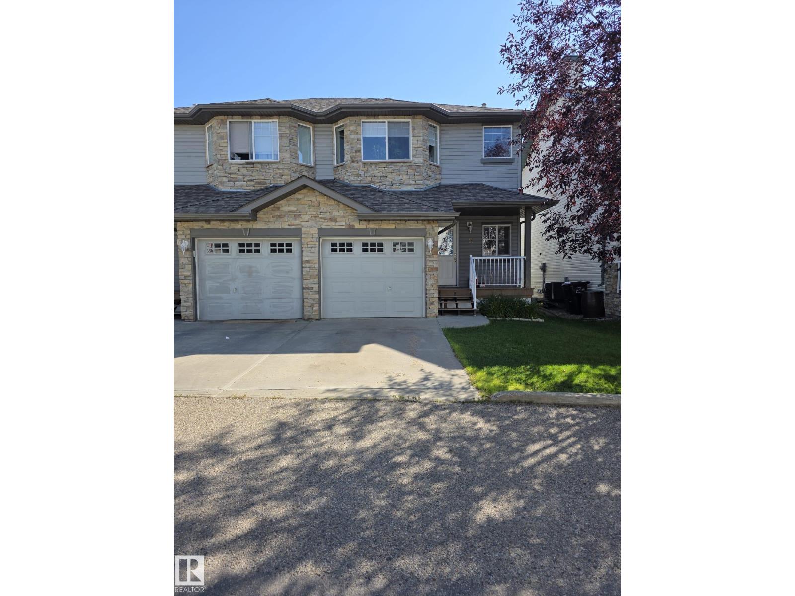 Photo 1 of 11 6304 Sandin Wy Nw, Edmonton AB