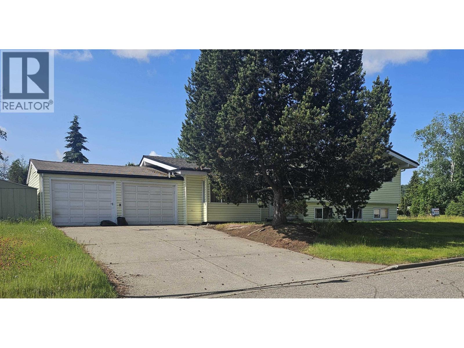 Photo 1 of 1207 Garvin Street, Prince George BC