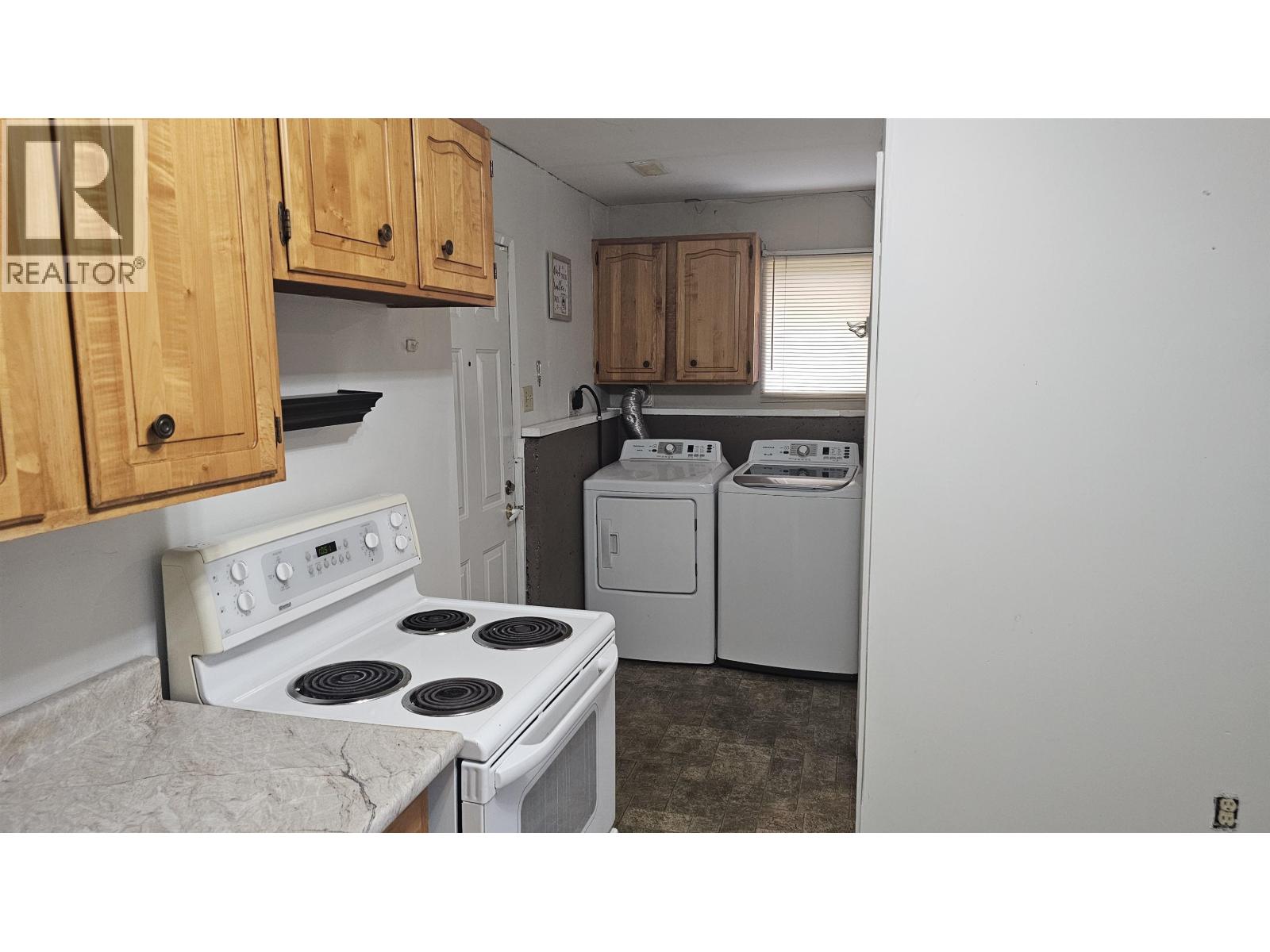 Photo 33 of 1207 Garvin Street, Prince George BC