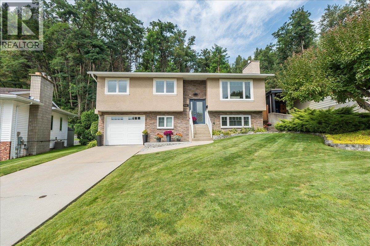 2321 McBride Street, Trail