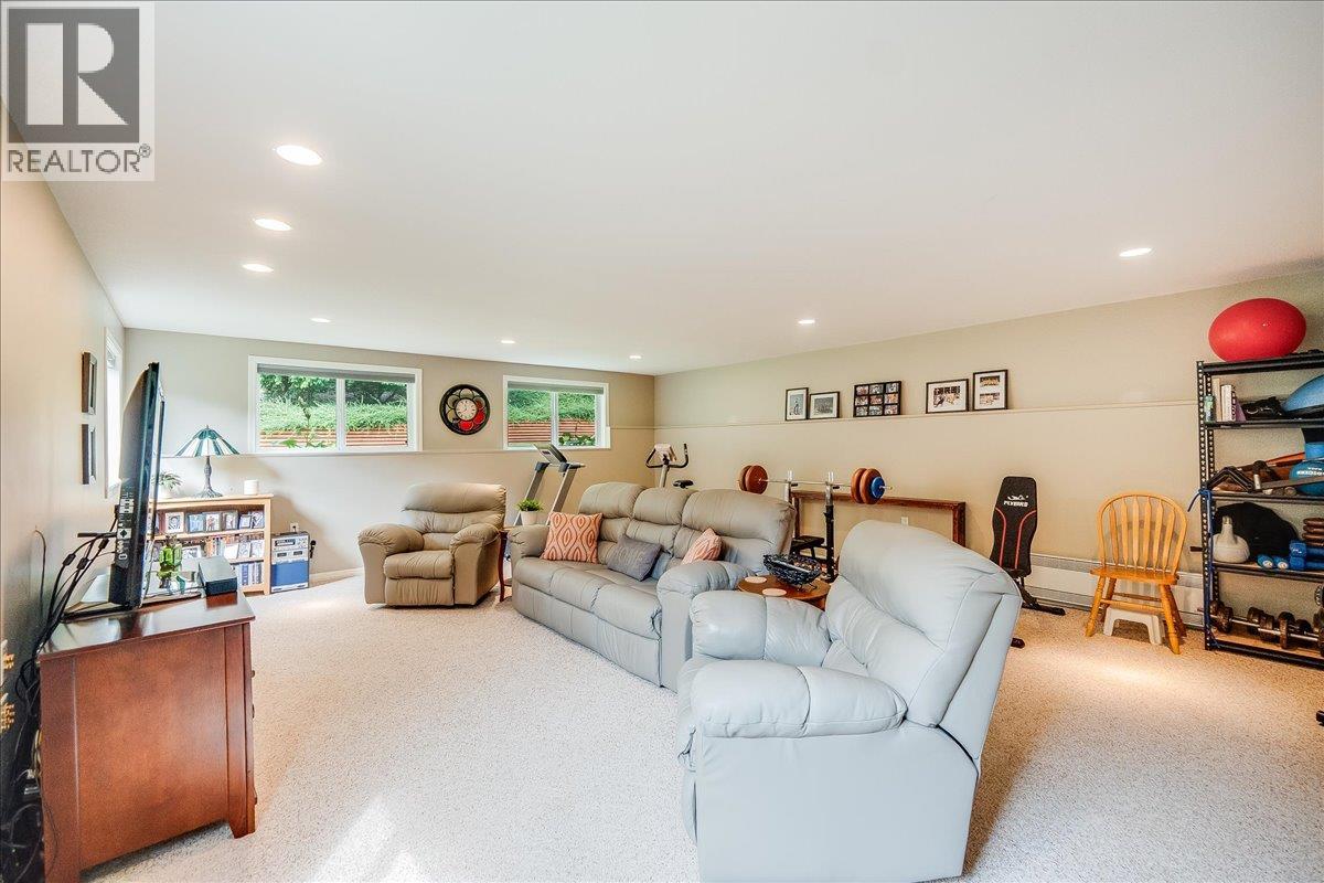 2321 McBride Street, Trail