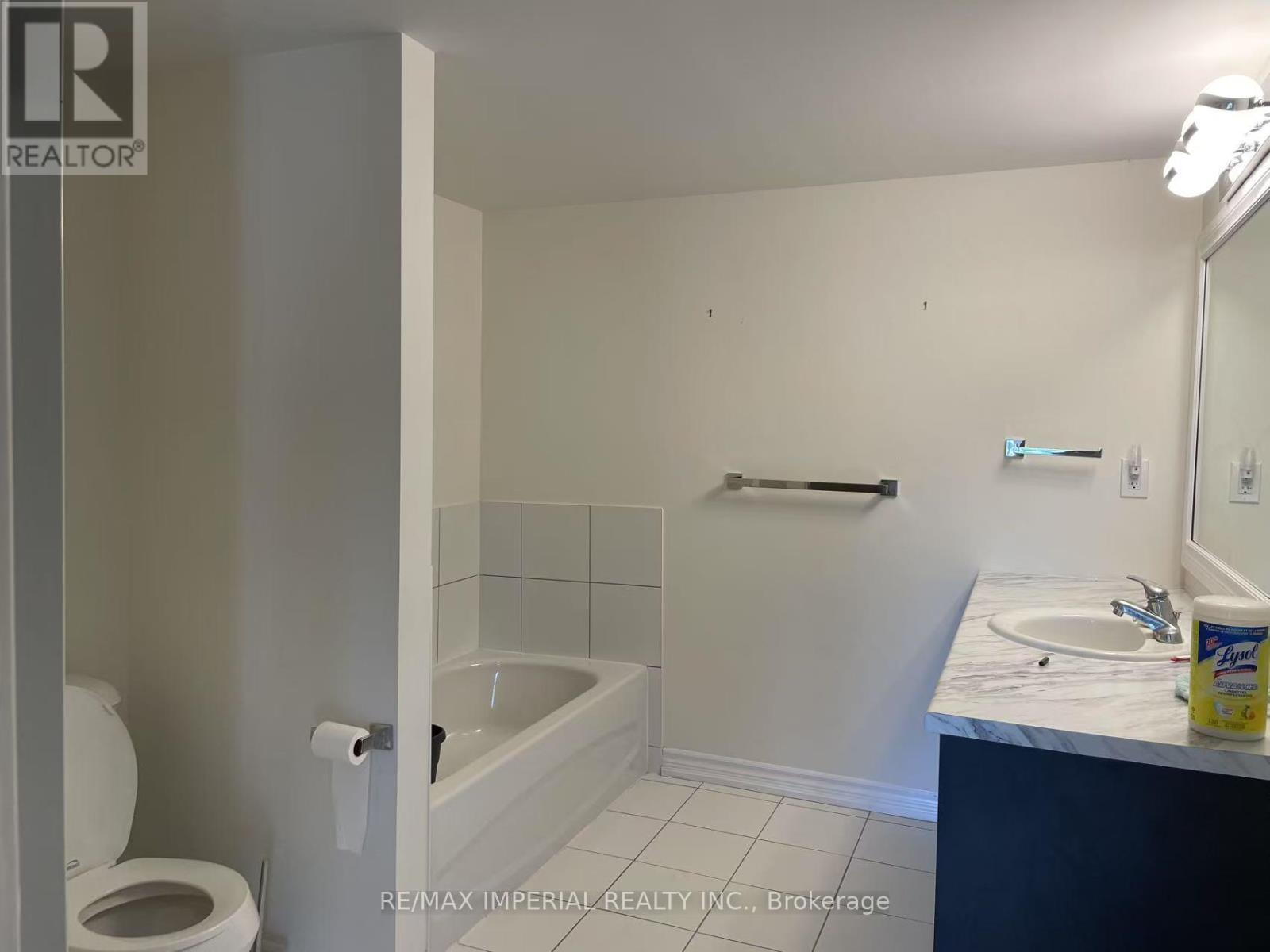 Photo 10 of Bedroom One 181 Parktree Drive, Vaughan ON