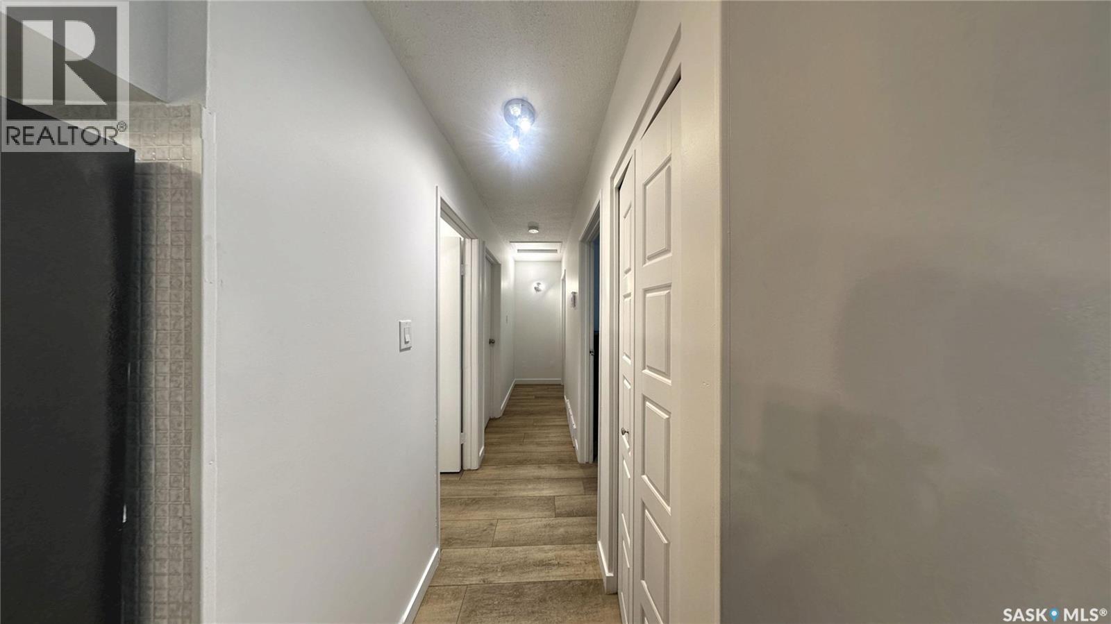 Photo 9 of 41 Cartier Crescent, Saskatoon SK