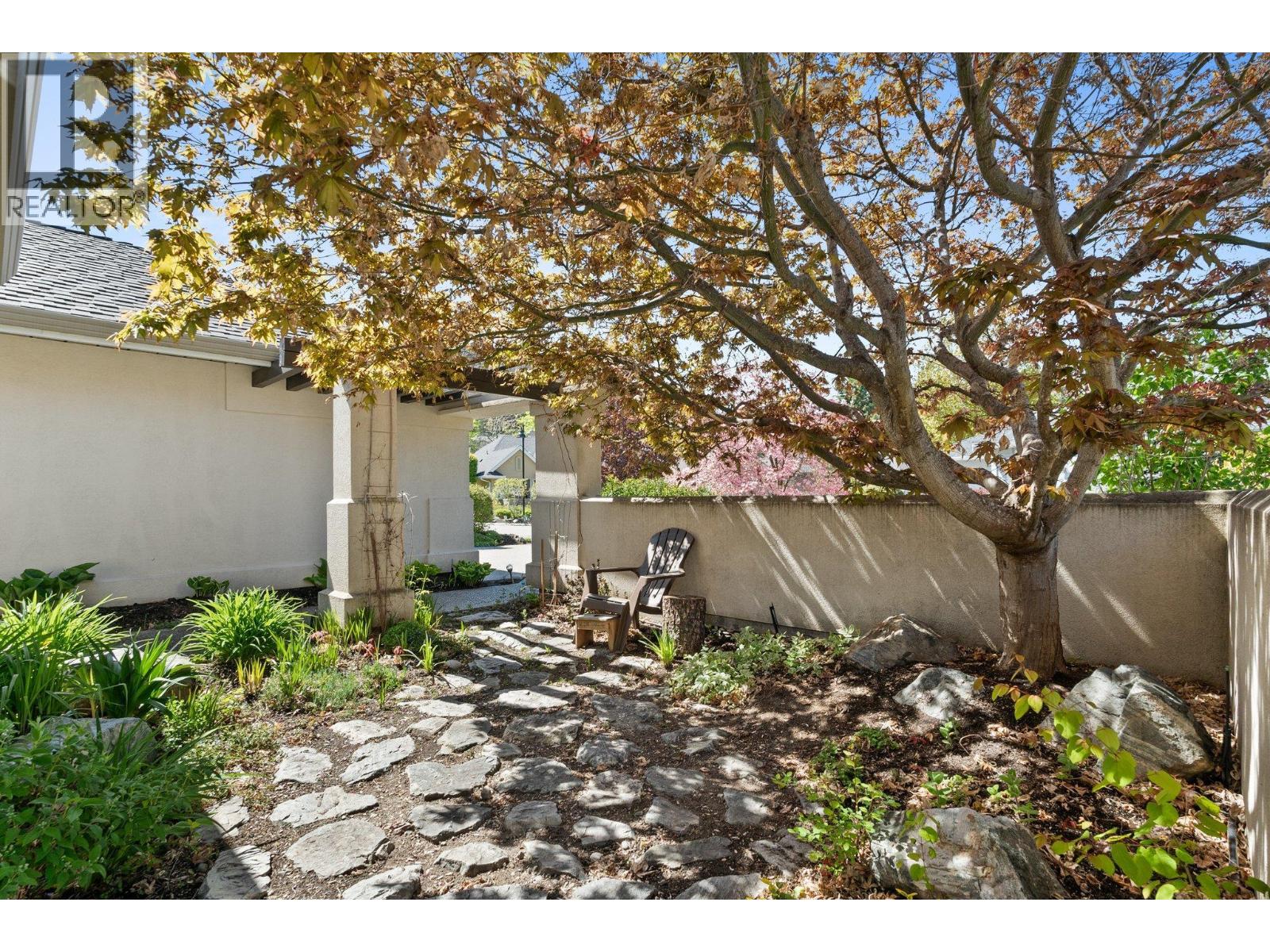  3889 Gallaghers Other, Kelowna