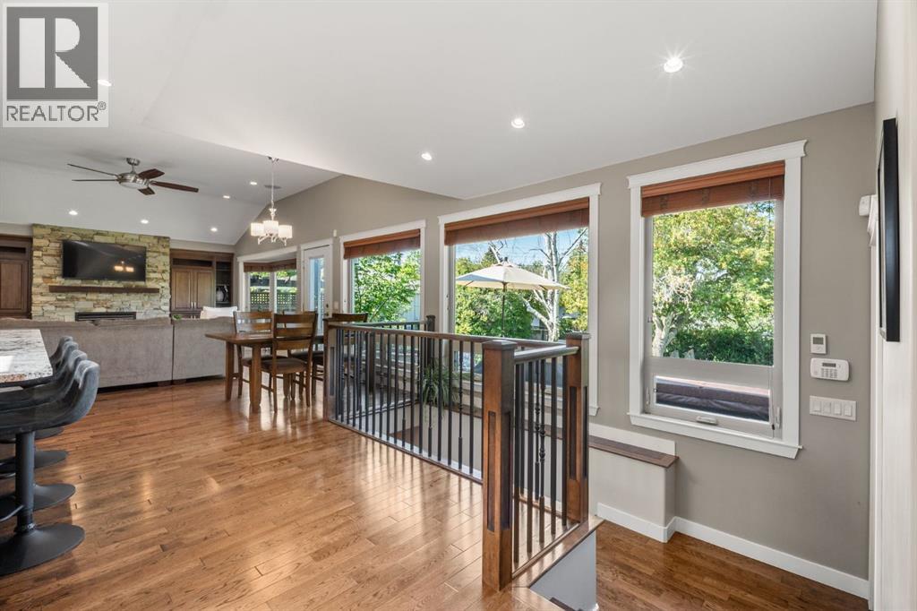 Photo 30 of 50 Glenfield Road Sw, Calgary AB