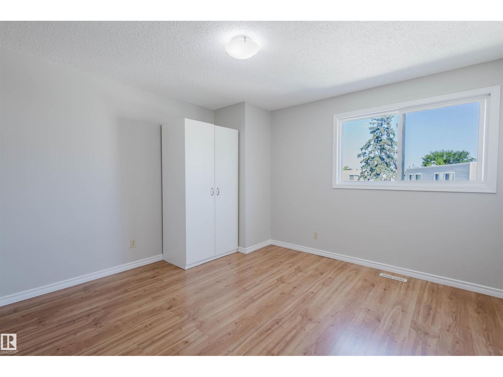 Photo 19 of 18160 81 Av Nw, Edmonton AB