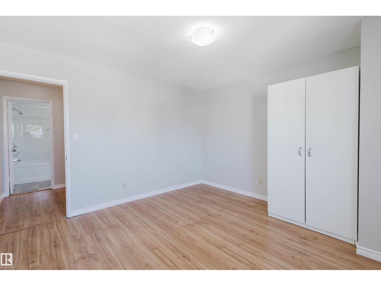 Photo 20 of 18160 81 Av Nw, Edmonton AB