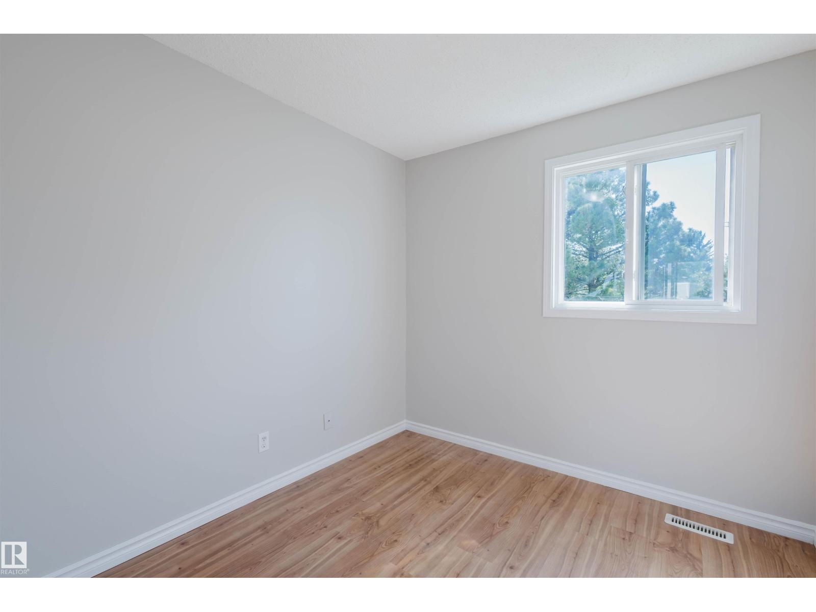Photo 23 of 18160 81 Av Nw, Edmonton AB