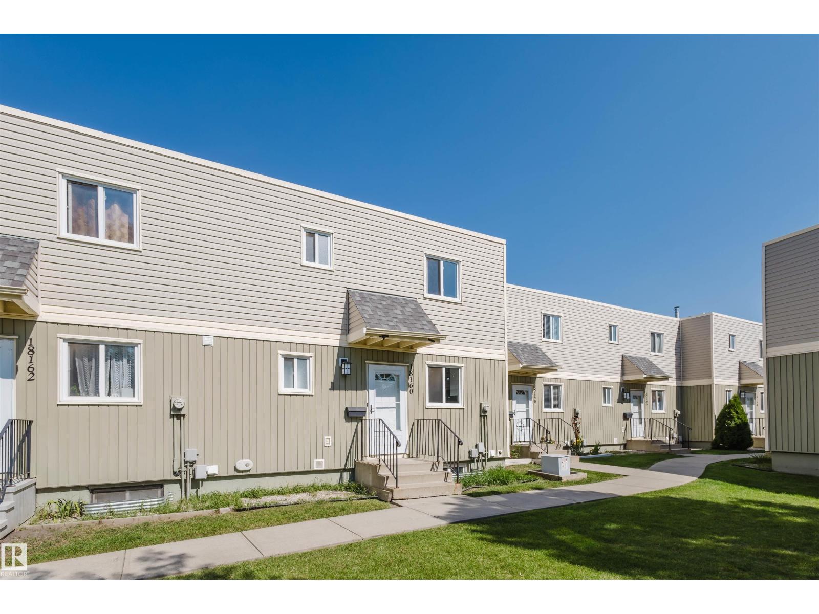 Photo 4 of 18160 81 Av Nw, Edmonton AB