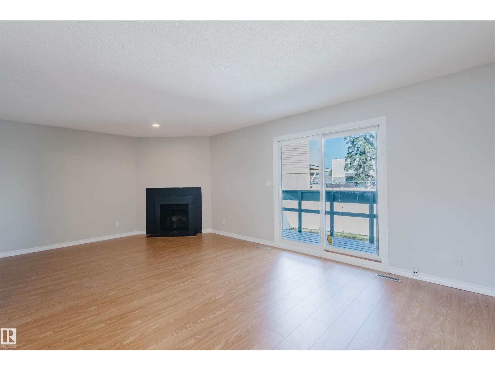 Photo 7 of 18160 81 Av Nw, Edmonton AB