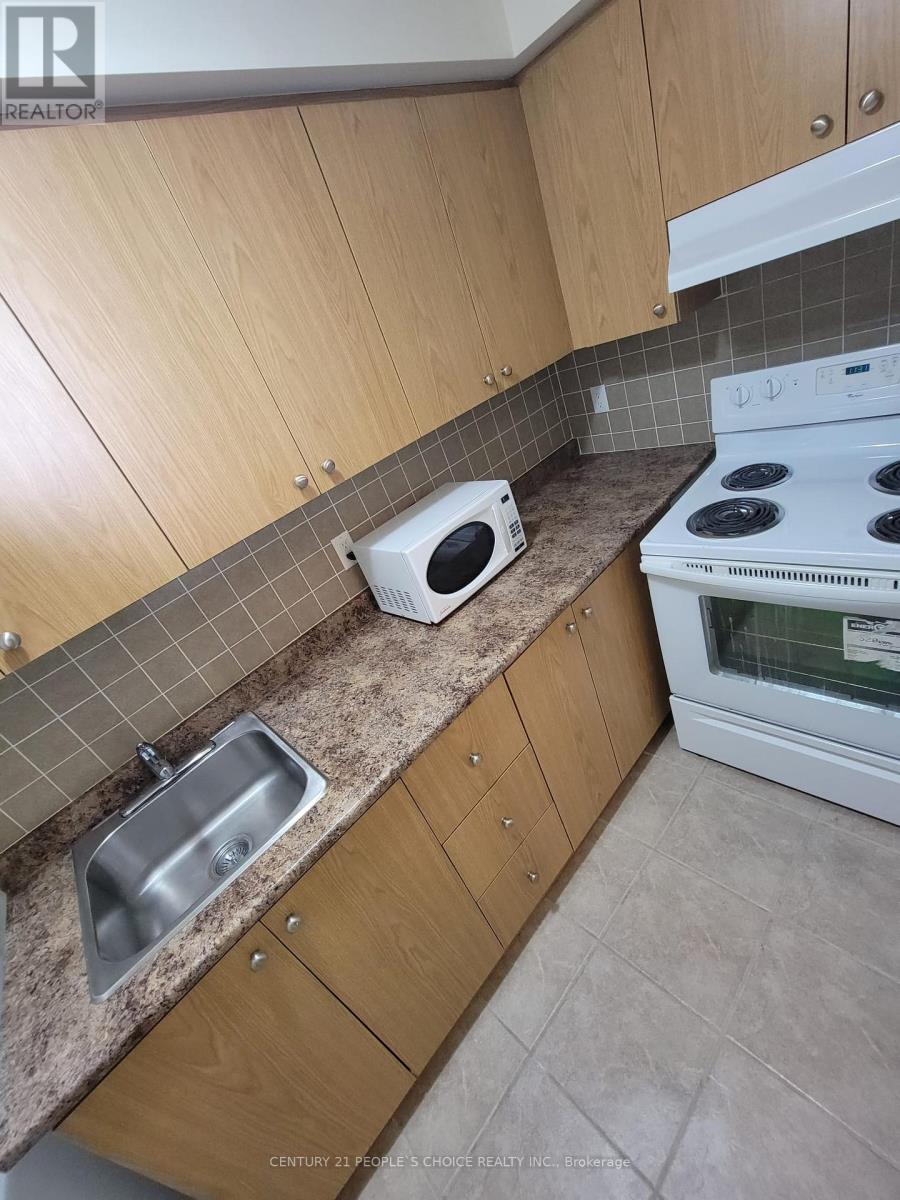 Photo 3 of Lower Level 783 Millworks Crescent, Mississauga ON