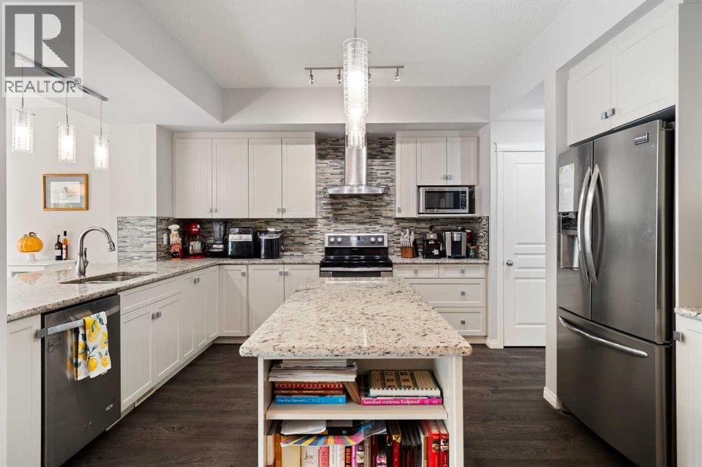 Photo 10 of 77 Copperpond Street Se, Calgary AB