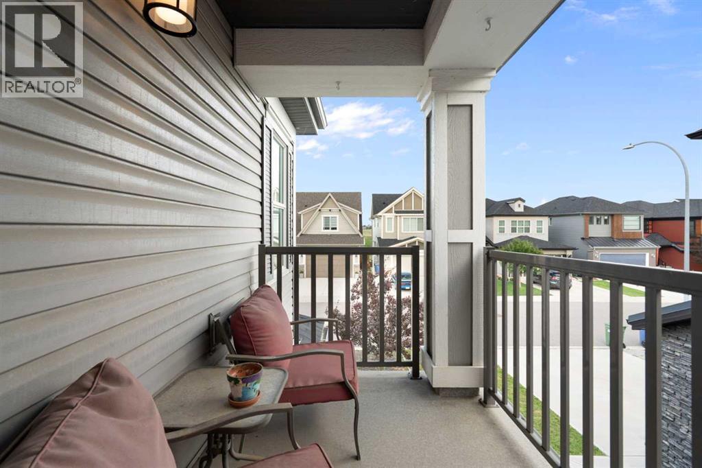 Photo 20 of 77 Copperpond Street Se, Calgary AB