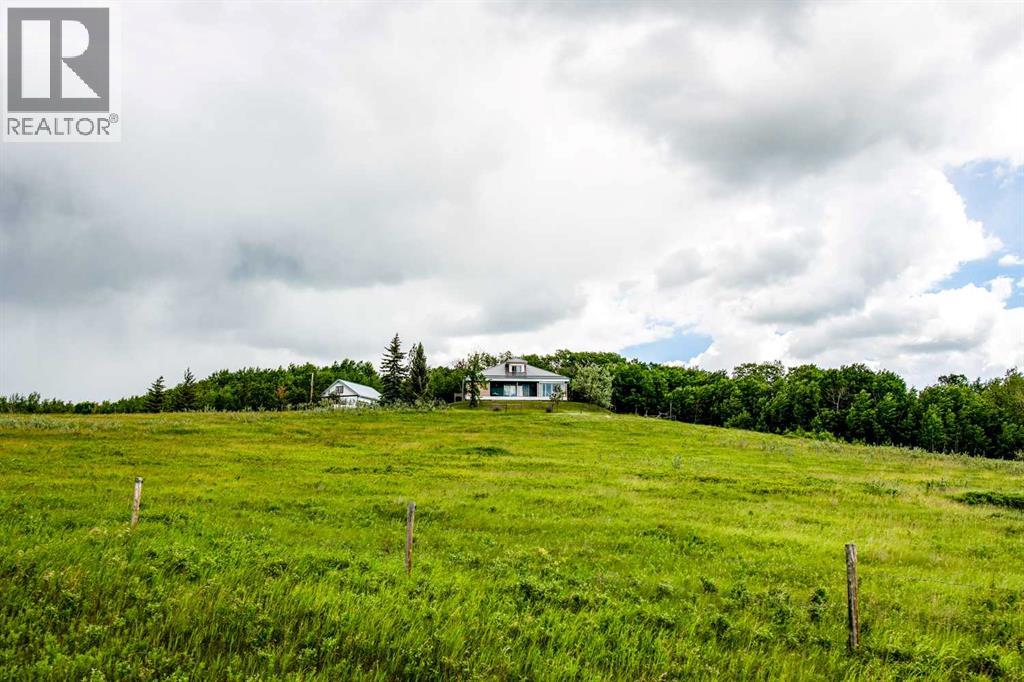 Photo 1 of West 1 2 6 41 5 W 4, Rural Provost No 52 Md Of AB