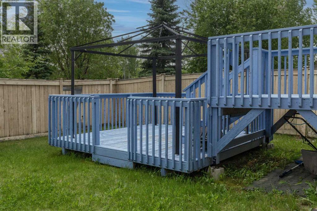 Photo 31 of 127 J W Mann Drive, Fort Mcmurray AB