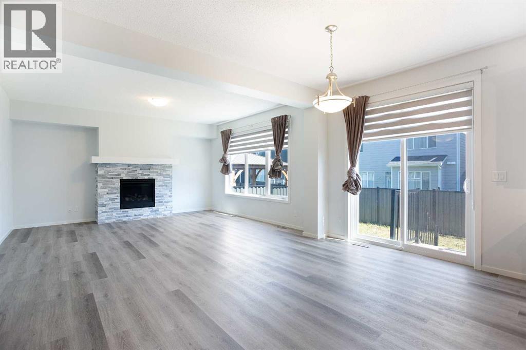 Photo 7 of 149 Yorkville Street Sw, Calgary AB