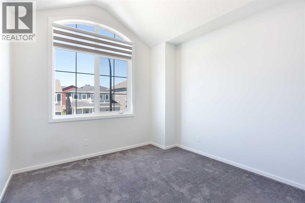 Photo 32 of 149 Yorkville Street Sw, Calgary AB