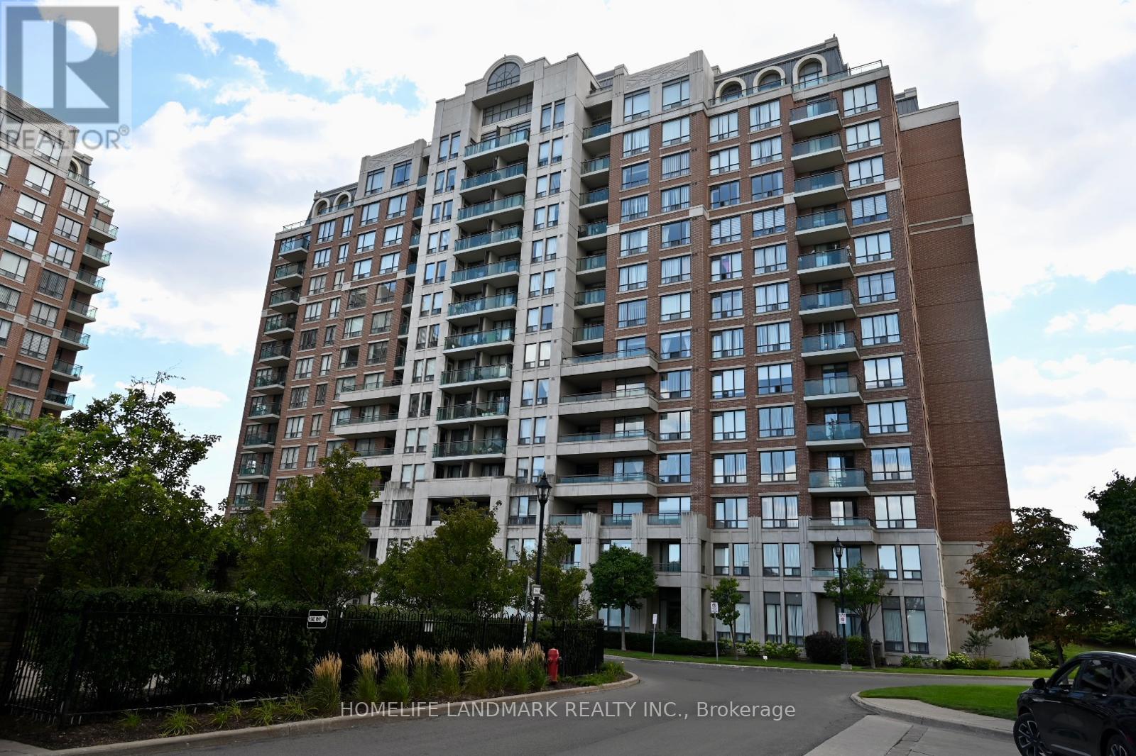 Photo 1 of 502 330 Red Maple Road, Richmond Hill ON