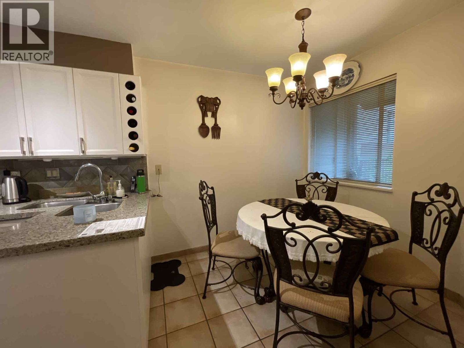 Photo 9 of 20 920 Citadel Drive, Port Coquitlam BC