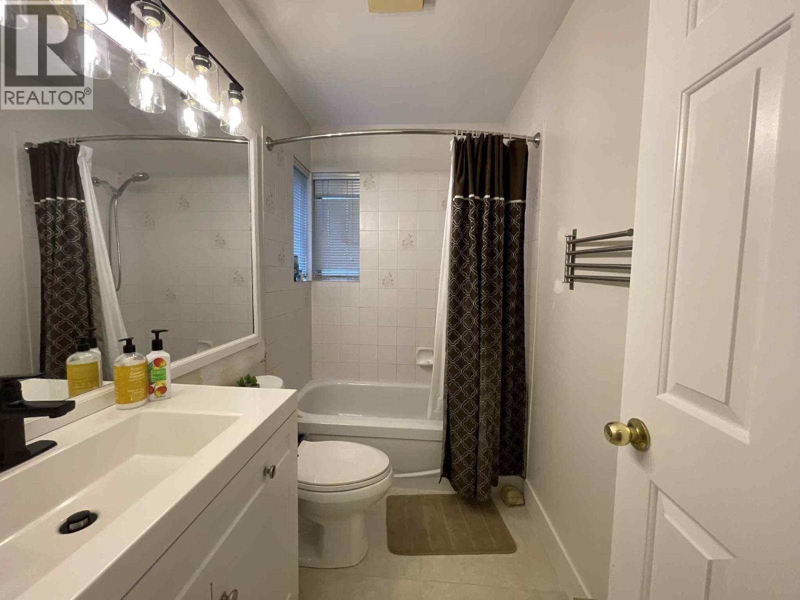 Photo 19 of 20 920 Citadel Drive, Port Coquitlam BC