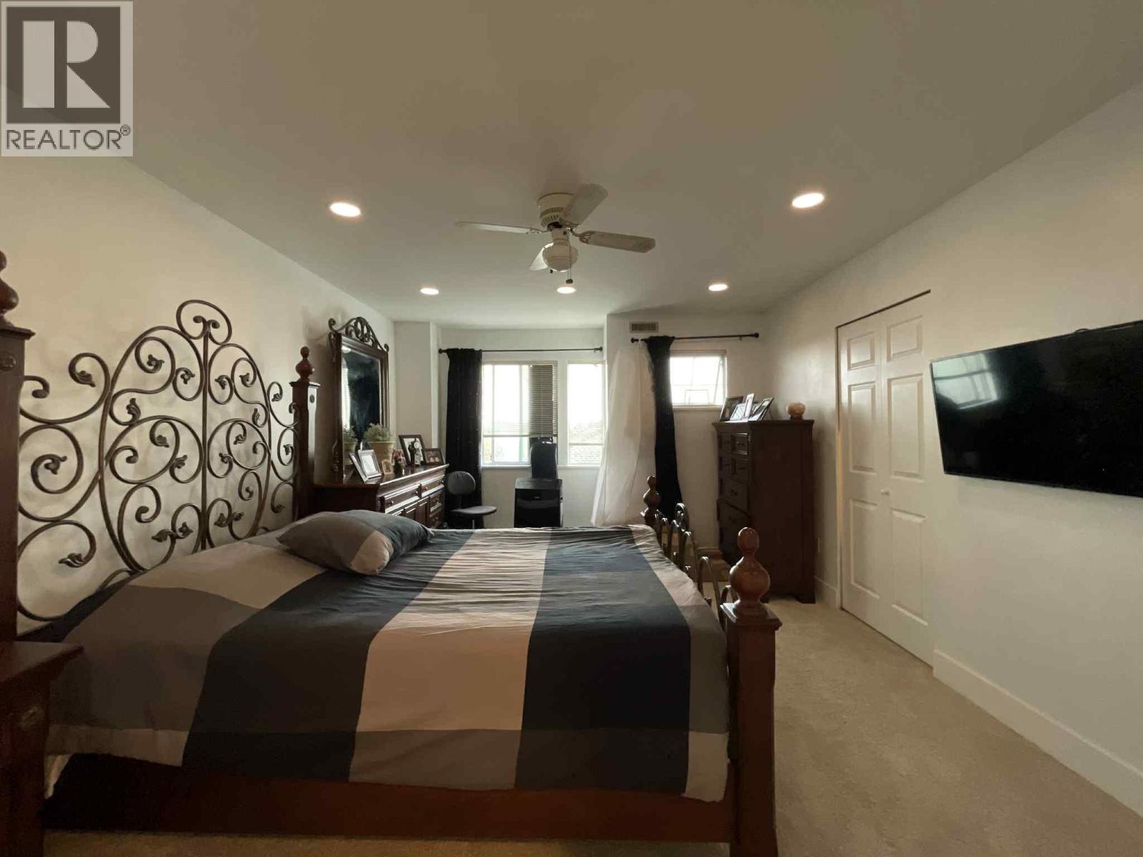 Photo 15 of 20 920 Citadel Drive, Port Coquitlam BC