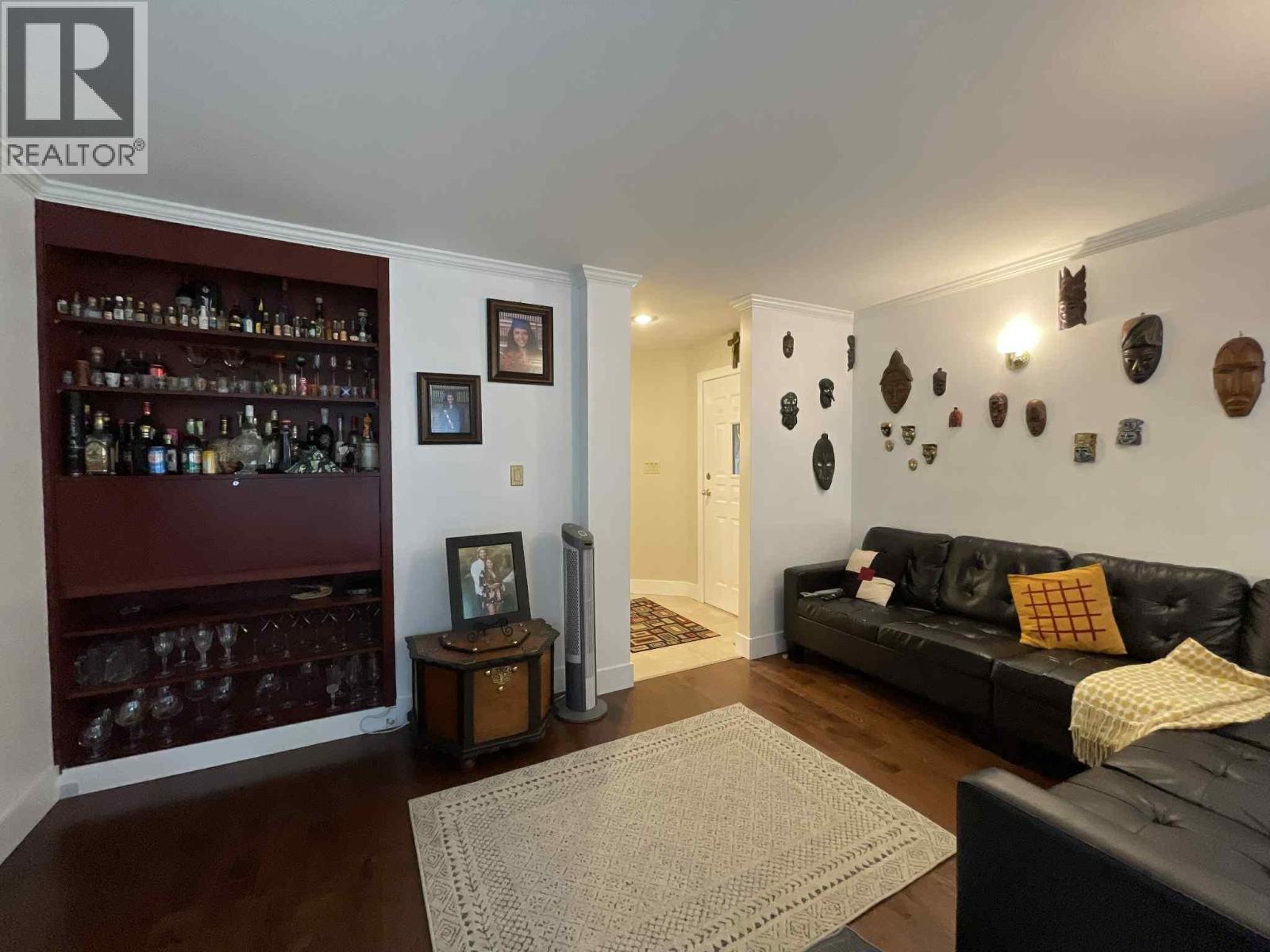 Photo 4 of 20 920 Citadel Drive, Port Coquitlam BC