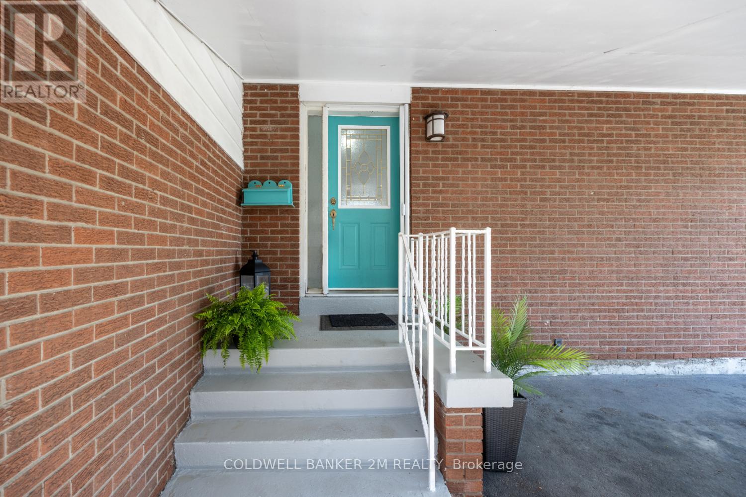 Photo 2 of 246 Harmony Road N, Oshawa ON