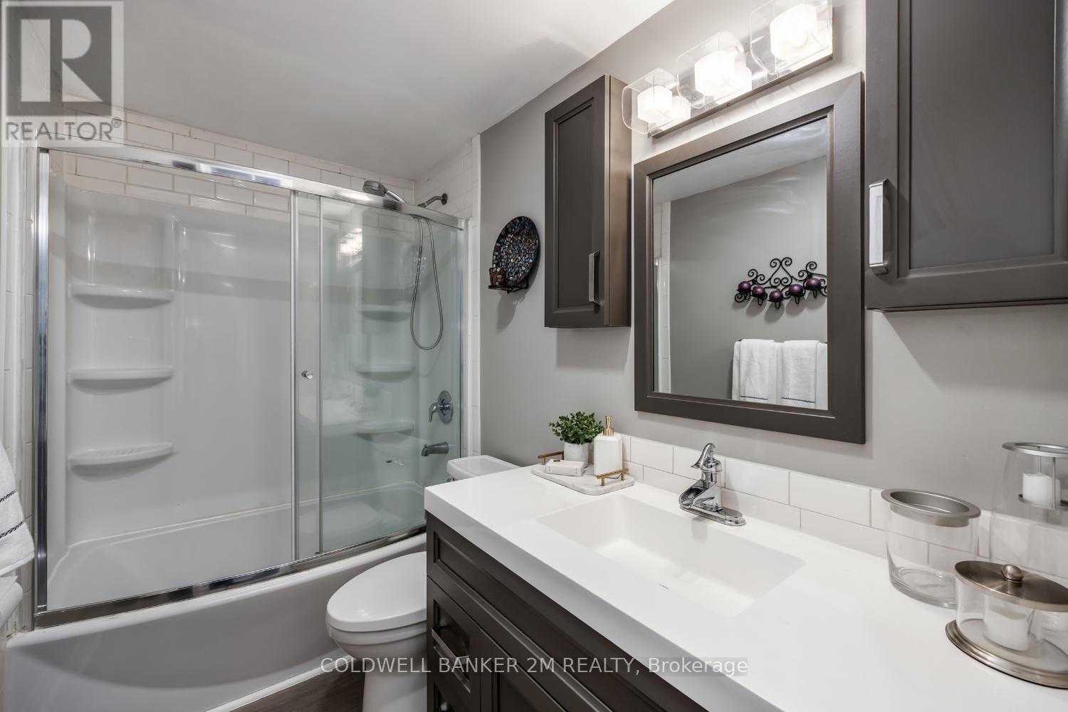 Photo 21 of 246 Harmony Road N, Oshawa ON