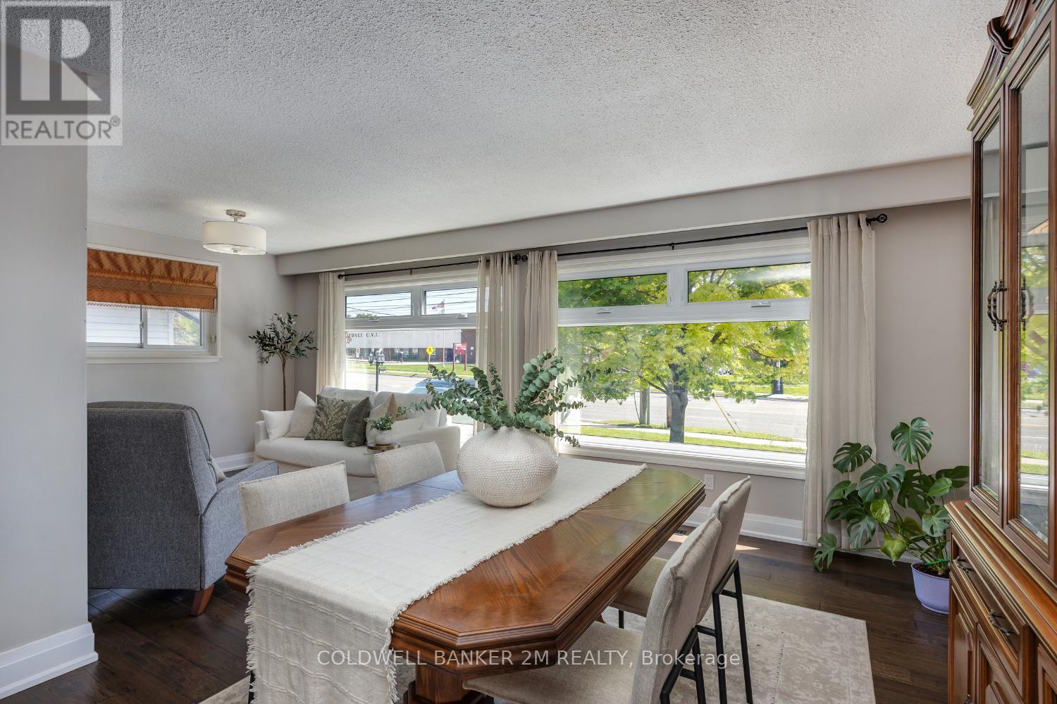 Photo 9 of 246 Harmony Road N, Oshawa ON