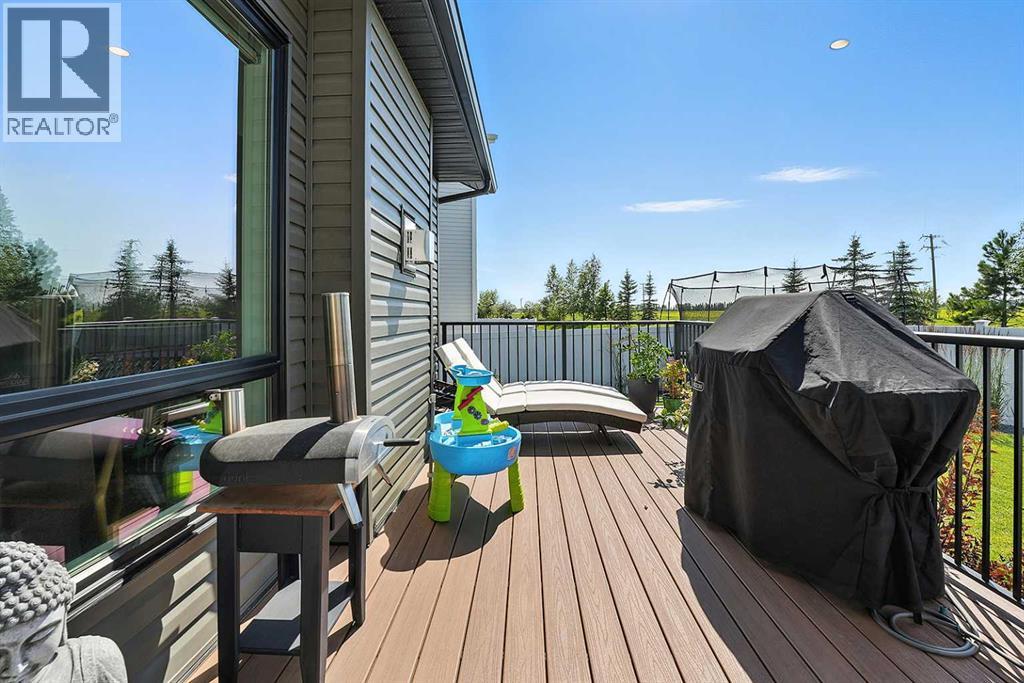 Single Family House for Sale in  Emmett Crescent Evergreen Red Deer 