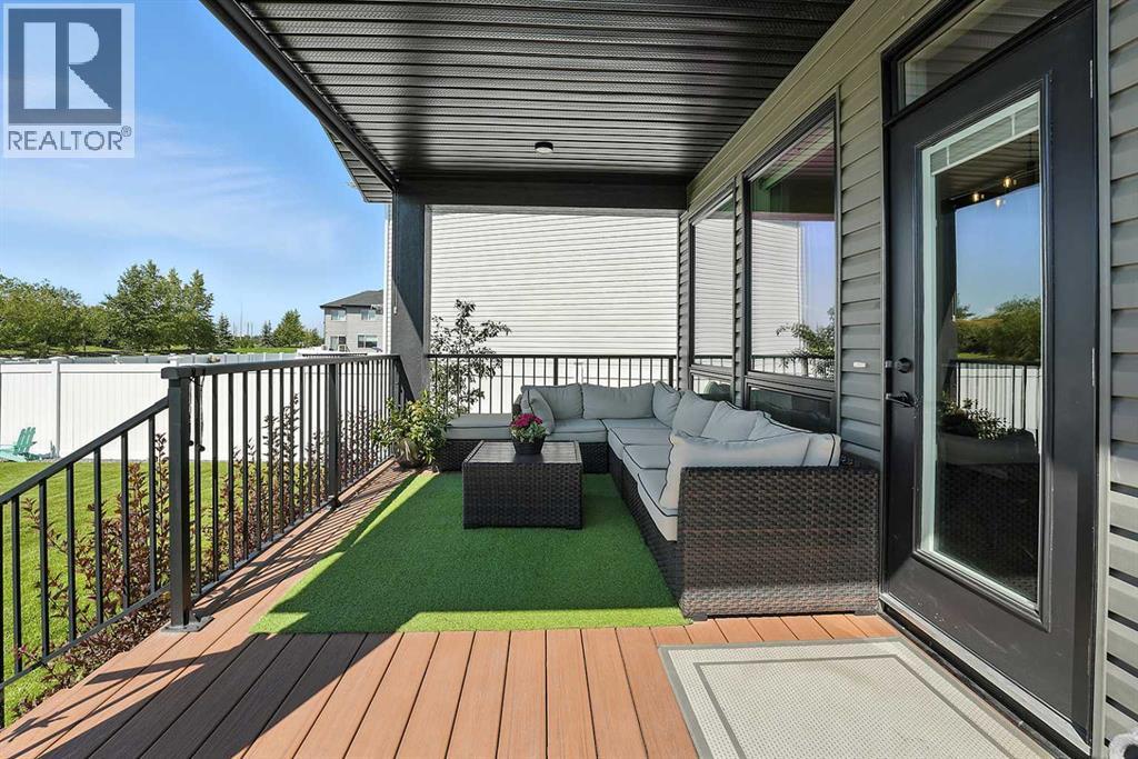 Single Family House for Sale in  Emmett Crescent Evergreen Red Deer 