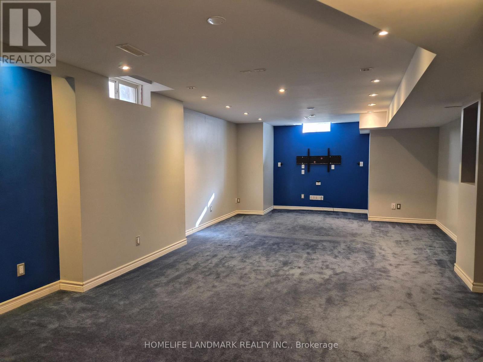 Photo 19 of 63 Delray Drive, Markham ON